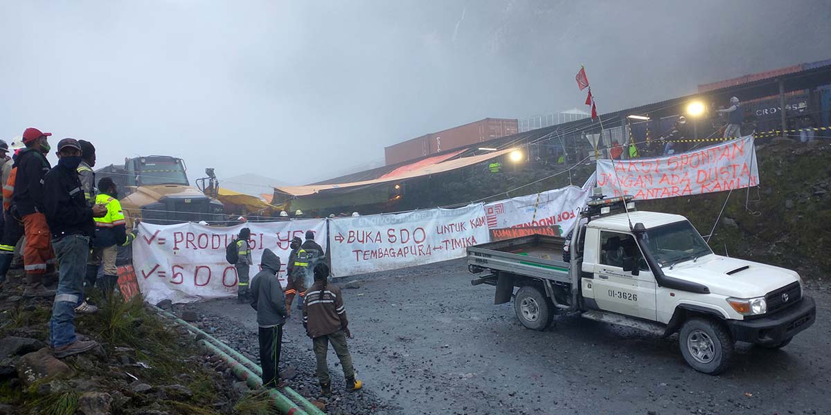 belum-ada-kata-sepakat-karyawan-freeport-masih-blokade-akses-operasi-tambang-di-tembagapura